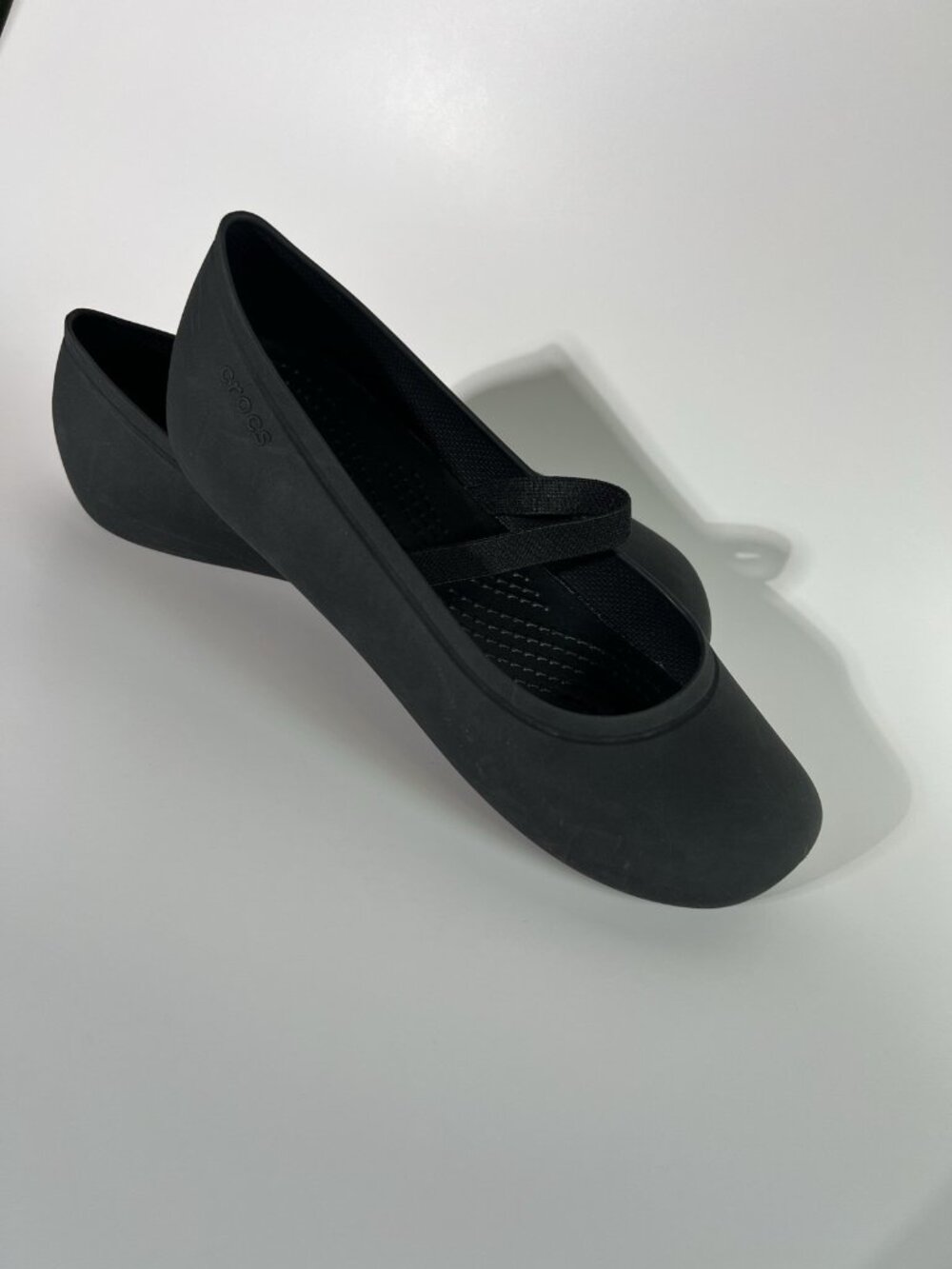 CROCS Girls Black Mary Jane Ballet Flats size J 6 Classic - Picture 9 of 13